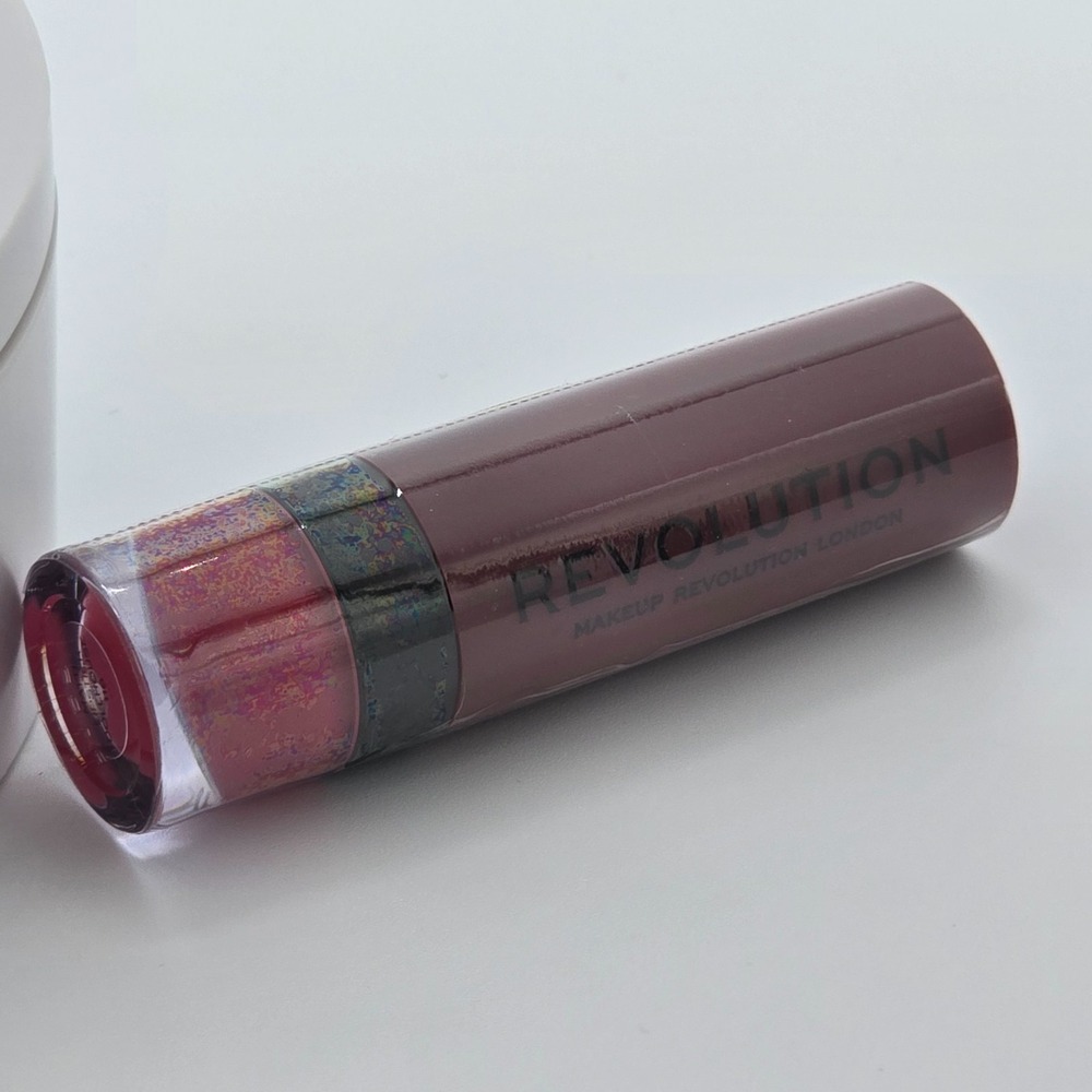 Makeup Revolution Matte Lipstick Dollhouse Mauve Pink 0.12 oz 3.5ml New